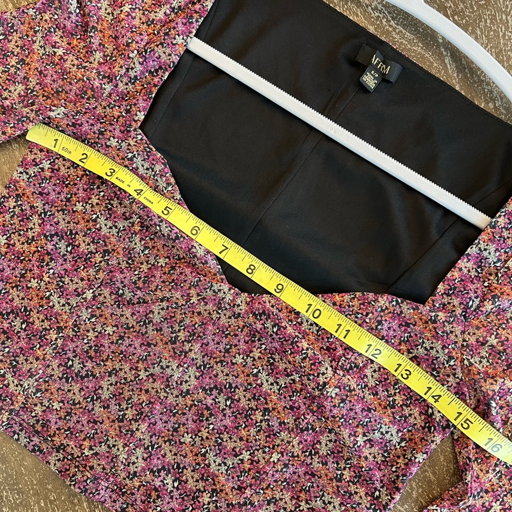 AFRM x Nordstrom Ditsy Floral Sweetheart Long Sleeve Crop Top - Picture 7 of 8